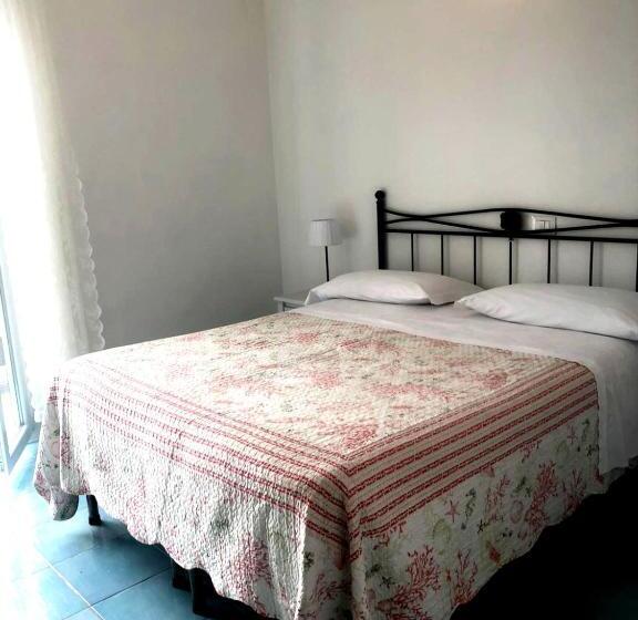 צימר Sea View Sirolo Di Amedeo