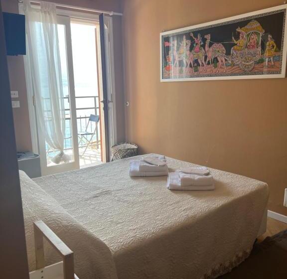 ベッドアンドブレックファースト Villa Castello Only Room