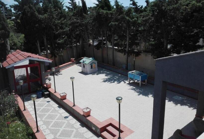 ベッドアンドブレックファースト Villa Giulia Tonnara Di Bonagia