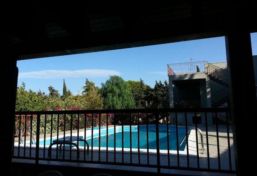 ベッドアンドブレックファースト Villa Giulia Tonnara Di Bonagia