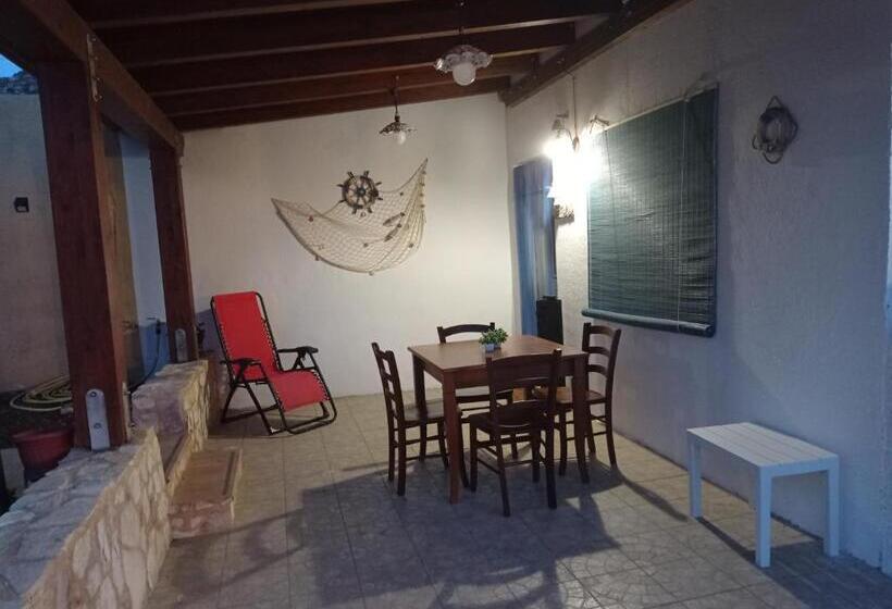 ベッドアンドブレックファースト Villa Giulia Tonnara Di Bonagia