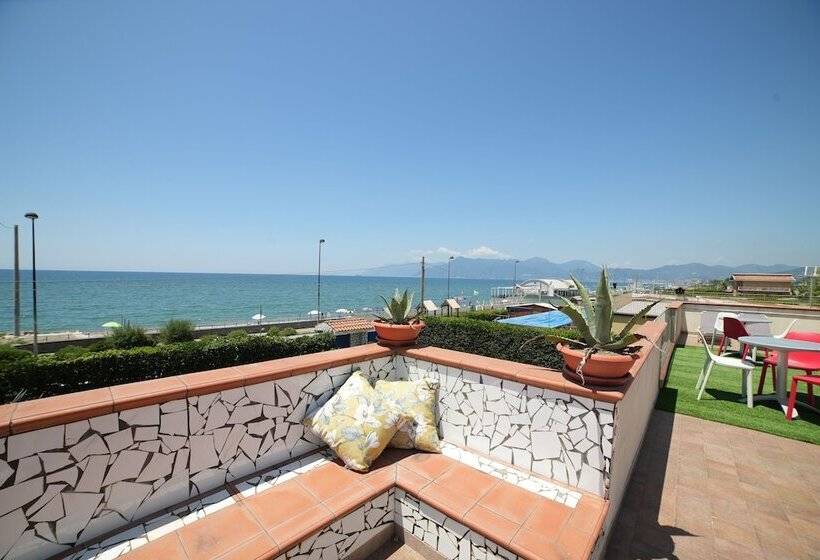 住宿加早餐  Villa Miramare