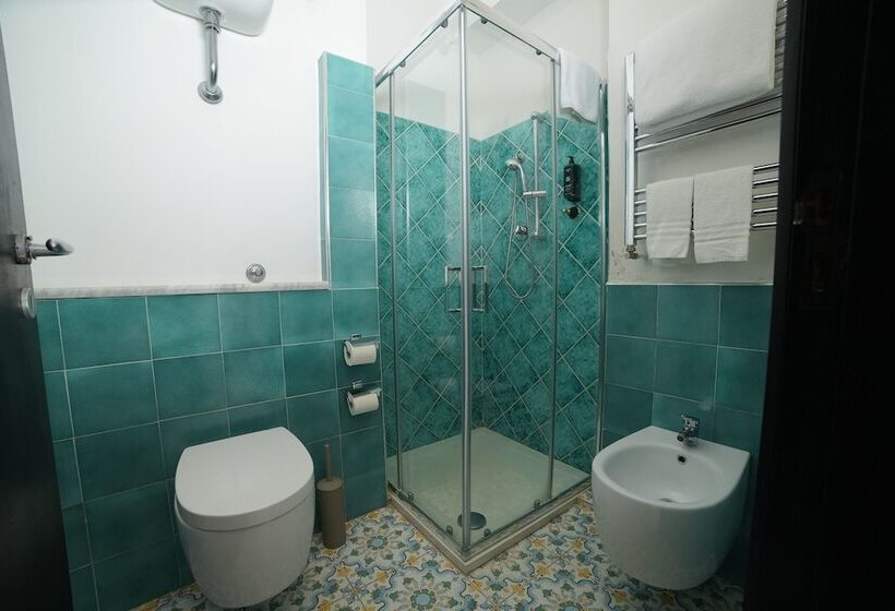 住宿加早餐  Villa Miramare