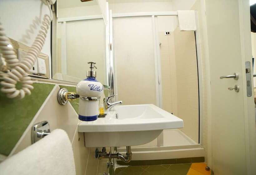 住宿加早餐  Villa Miramare