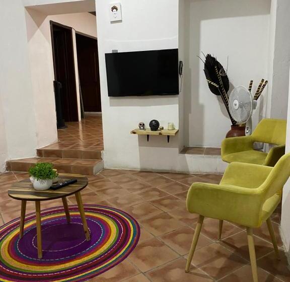 Casa Ceiba/dpto. Entero Cerca Del Centro Histórico