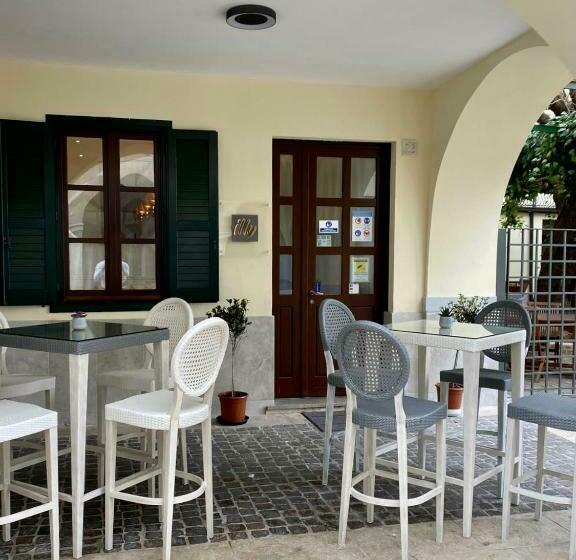 Отель Antica Locanda Al Gelso