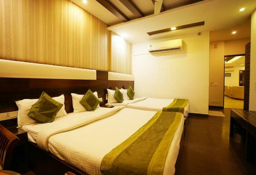 Отель Dreamland Chandigarh