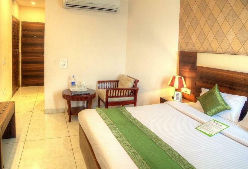 Отель Dreamland Chandigarh