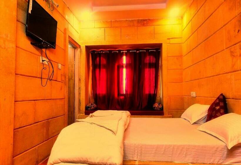 Отель Jaswant Palace