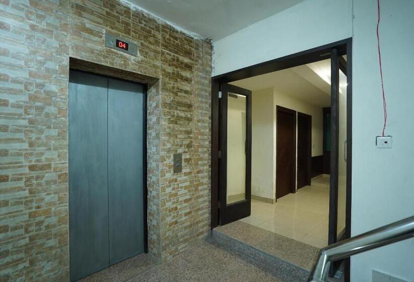 ホテル Oyo 86335  Grey Orchid