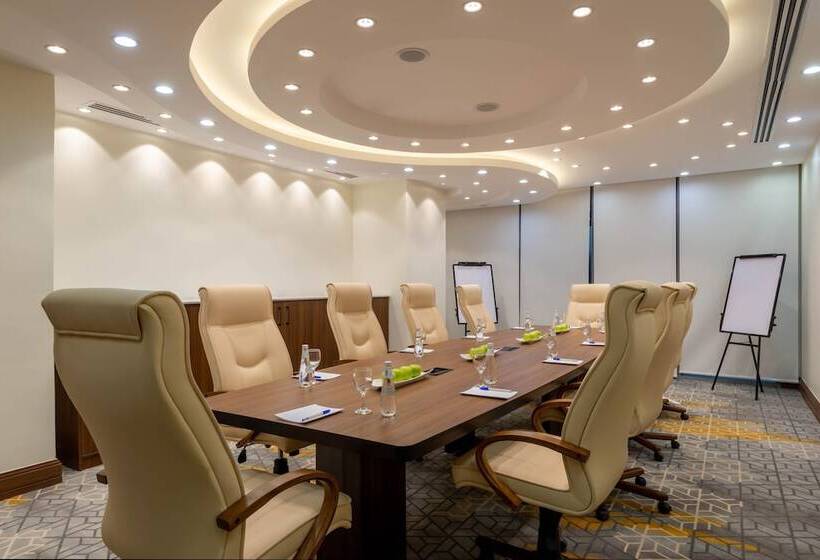 בית מלון כפרי Warwick Riyadh