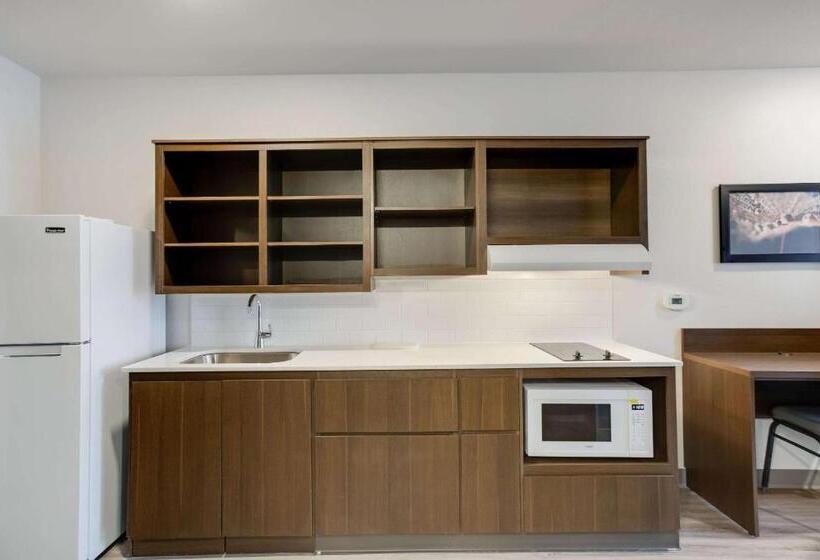 فندق Woodspring Suites Smyrnala Vergne