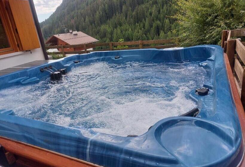 Italian Apartment With Hot Tub