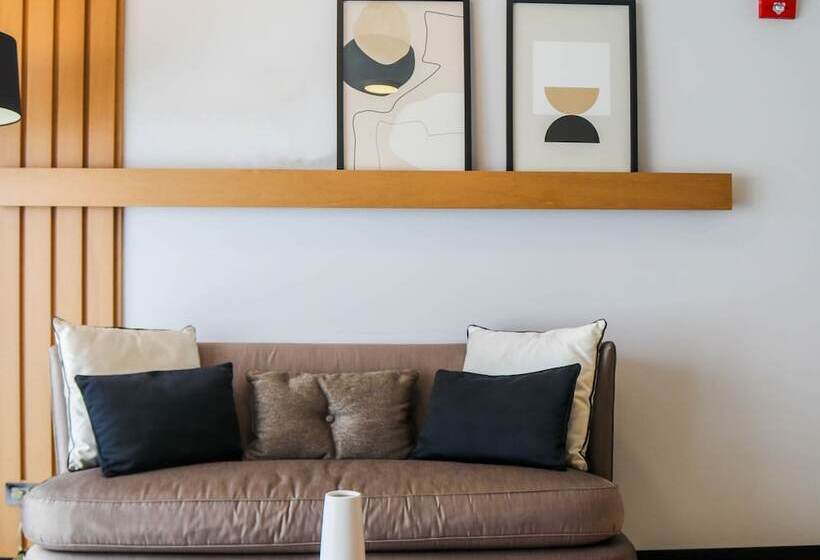 W Sunny 1br In San Isidro