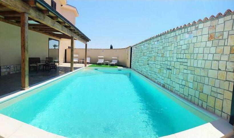 ペンション B&b A Due Passi Dal Sole