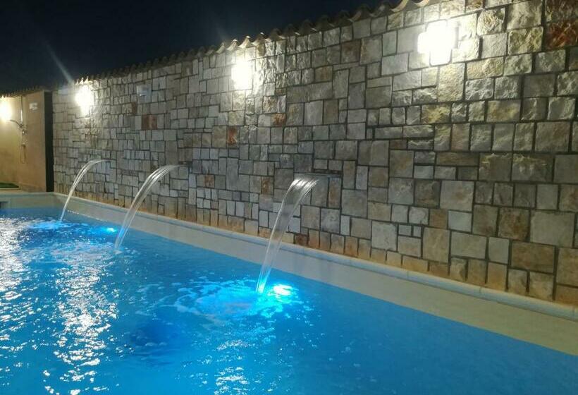 ペンション B&b A Due Passi Dal Sole