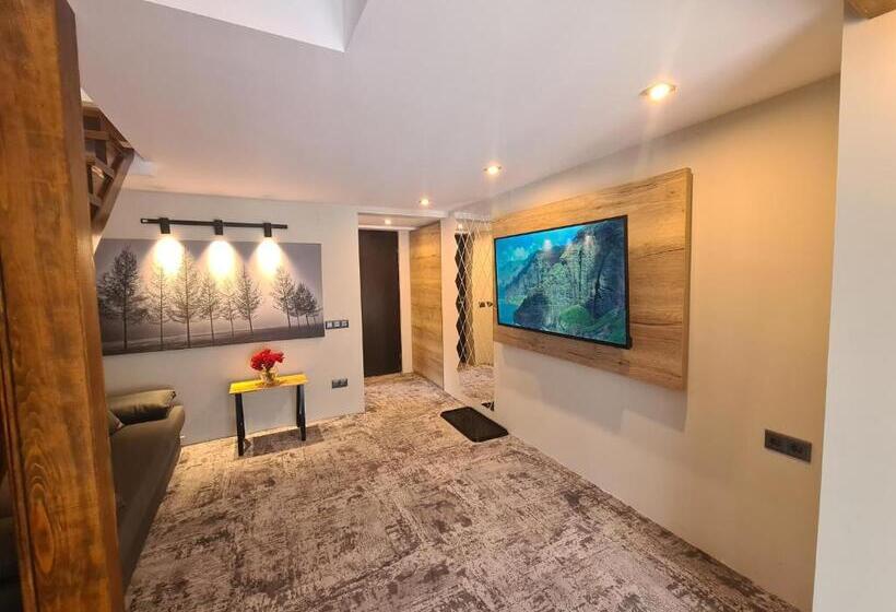 펜션 Casa Florescu