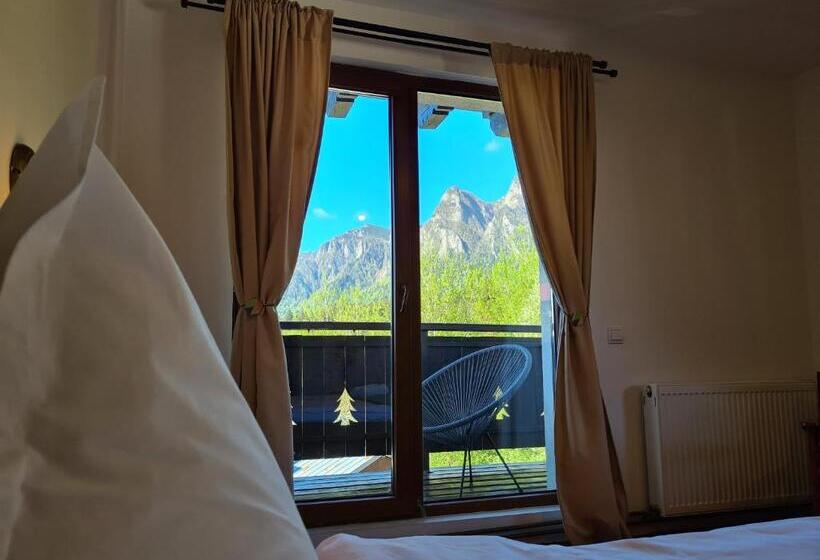 펜션 Casa Florescu