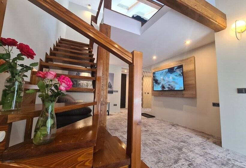 펜션 Casa Florescu