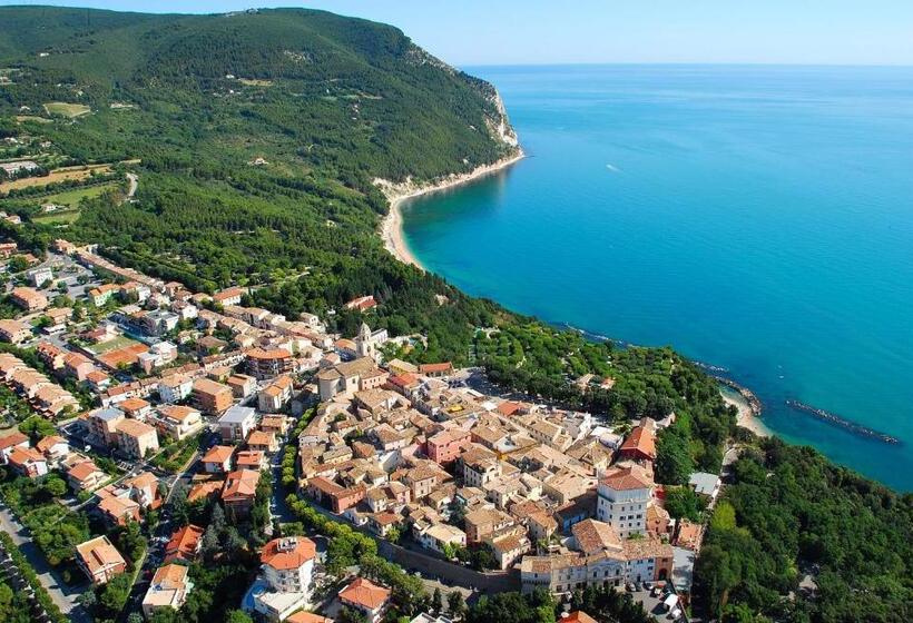 پانسیون Daniela Camere