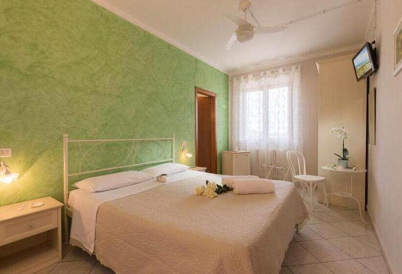 پانسیون Daniela Camere