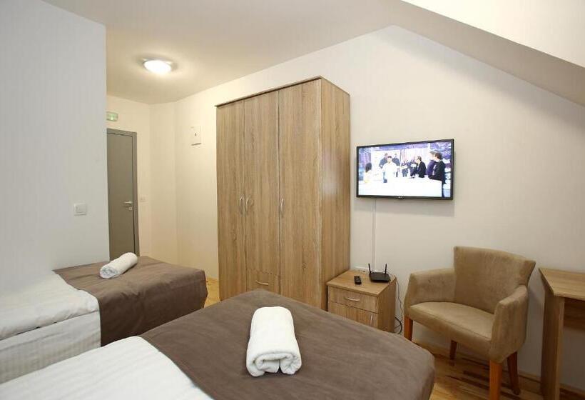 پانسیون Gostilna In Prenočišča Gedžo