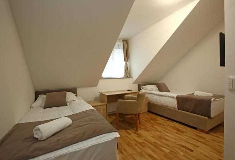 پانسیون Gostilna In Prenočišča Gedžo