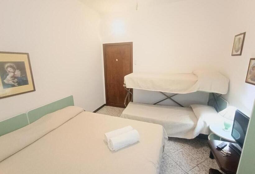 펜션 Guest House Attico Della Vittoria