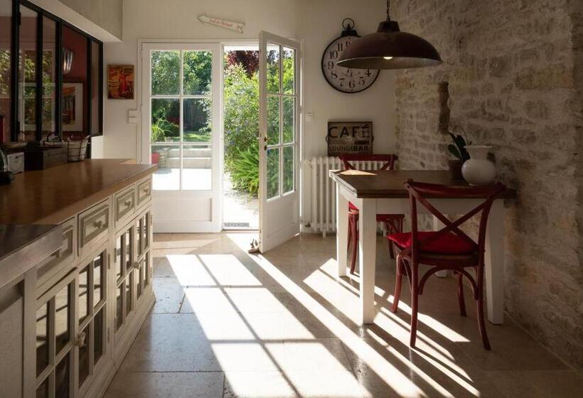 Пансион La Martinoise Garden