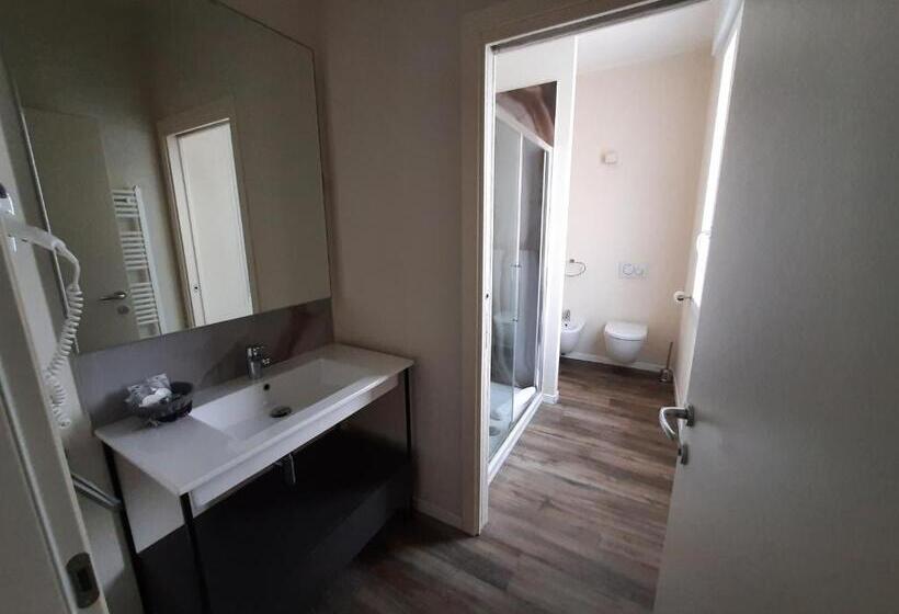 Пансион Stop&go Suites And Apartments