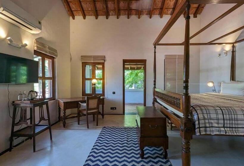 Пансион Thanga House By Luxunlock Private Villas