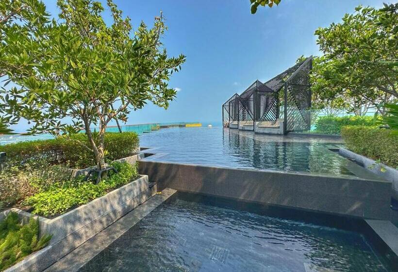 The Edge Central Pattaya