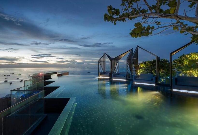 The Edge Central Pattaya