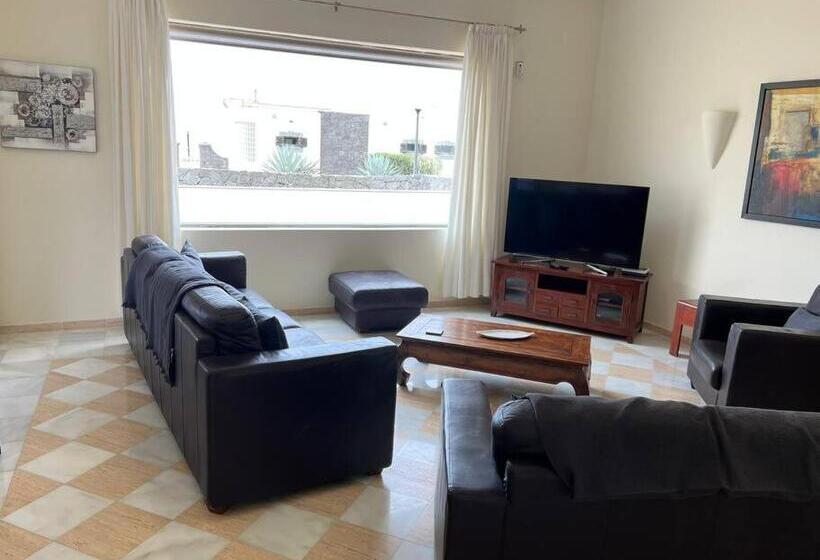 Villa Berna With Sea View