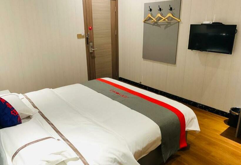 金榜及第连锁酒店(新百广场地铁站店)