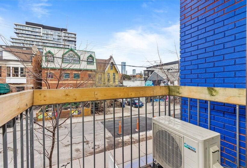 Общежитие Samesun Toronto