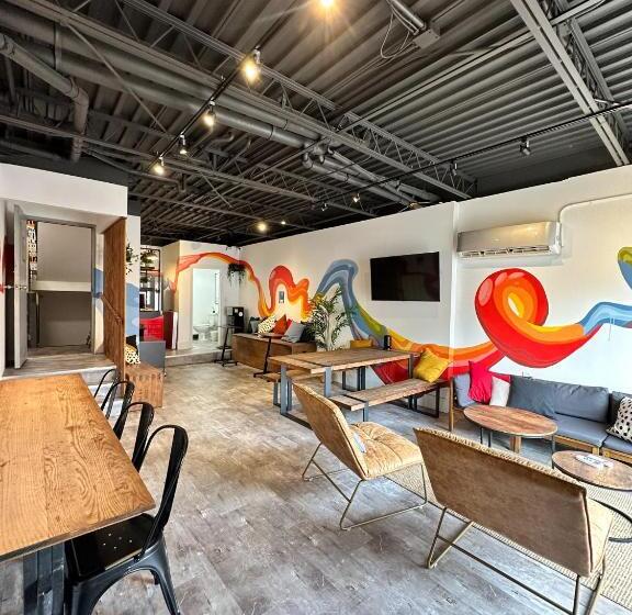 Общежитие Samesun Toronto