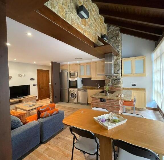 Apartamento Del S Xvi En El Casco Histórico De Luanco