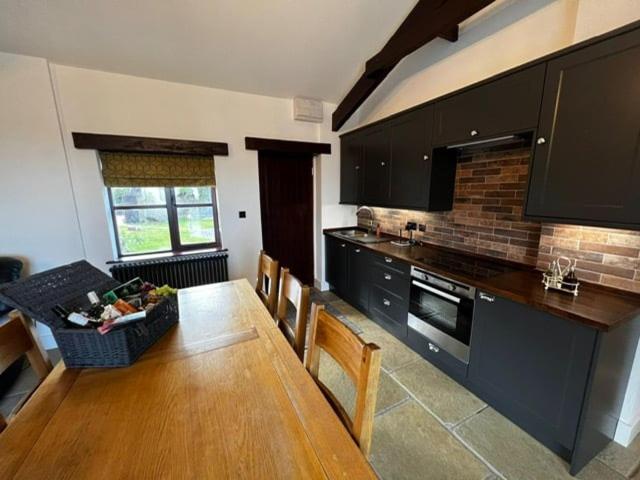 Beautiful Newly Converted Barn In St Hilary