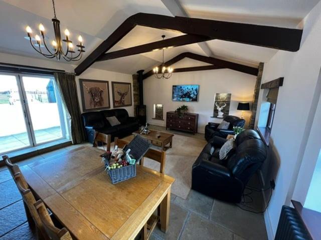 Beautiful Newly Converted Barn In St Hilary