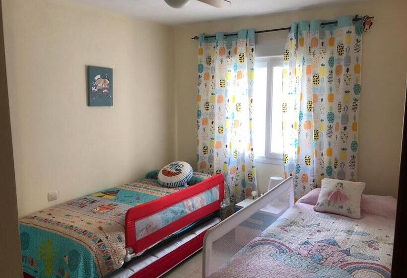 Brisa De Zahara   Casa Para Familia Con Piscina Y Garaje En Urb. Privada