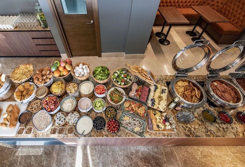 هتل Bristol Bakuriani