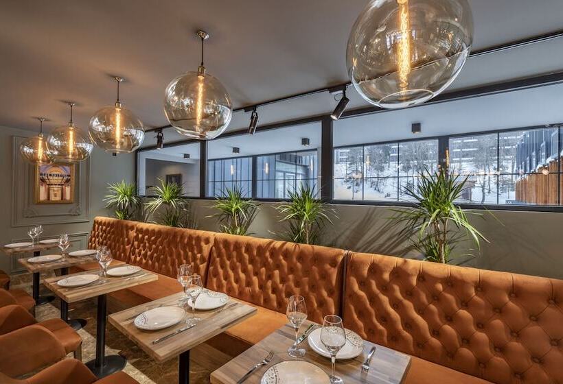 هتل Bristol Bakuriani