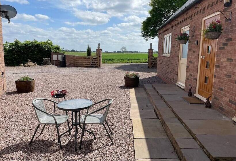 Rural Apartment Near Spalding 1 Bed