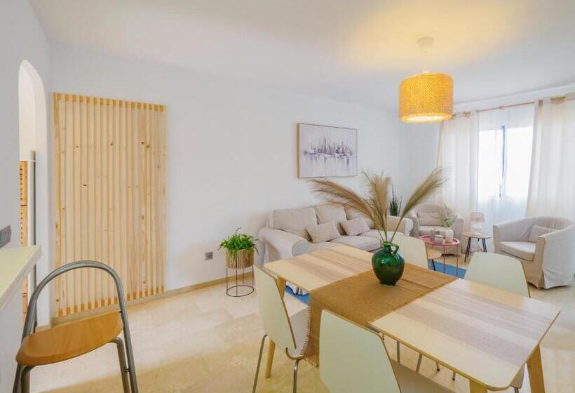 Cubo S Apartamento Las Acacias Beach