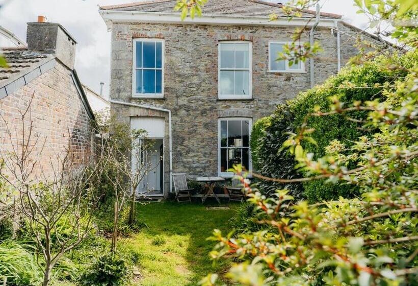 Enchanted Rose Garden House