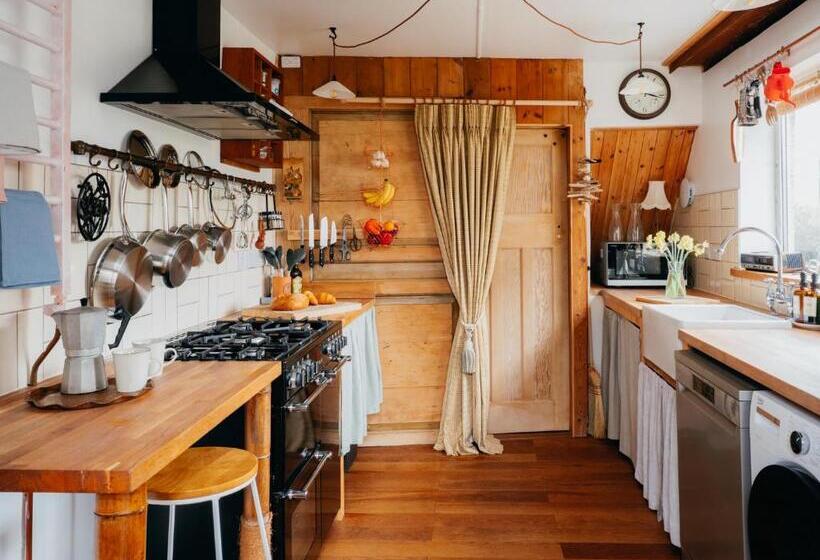 Enchanted Rose Garden House