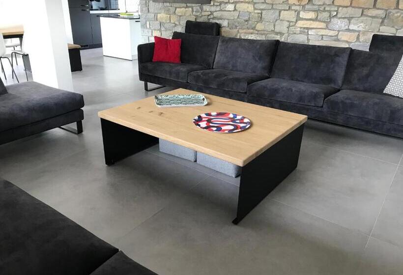 Gîte  Il Y A  11 à 13 Pers #nature #familles #calme #pas D Abus D Alcool