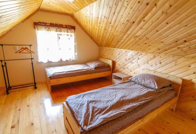 Hotel садиба під лісом