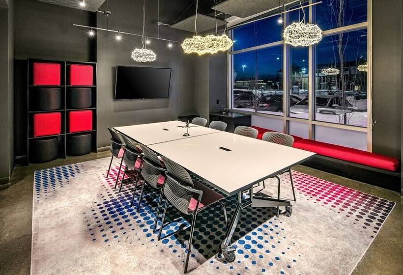 فندق Aloft Anchorage